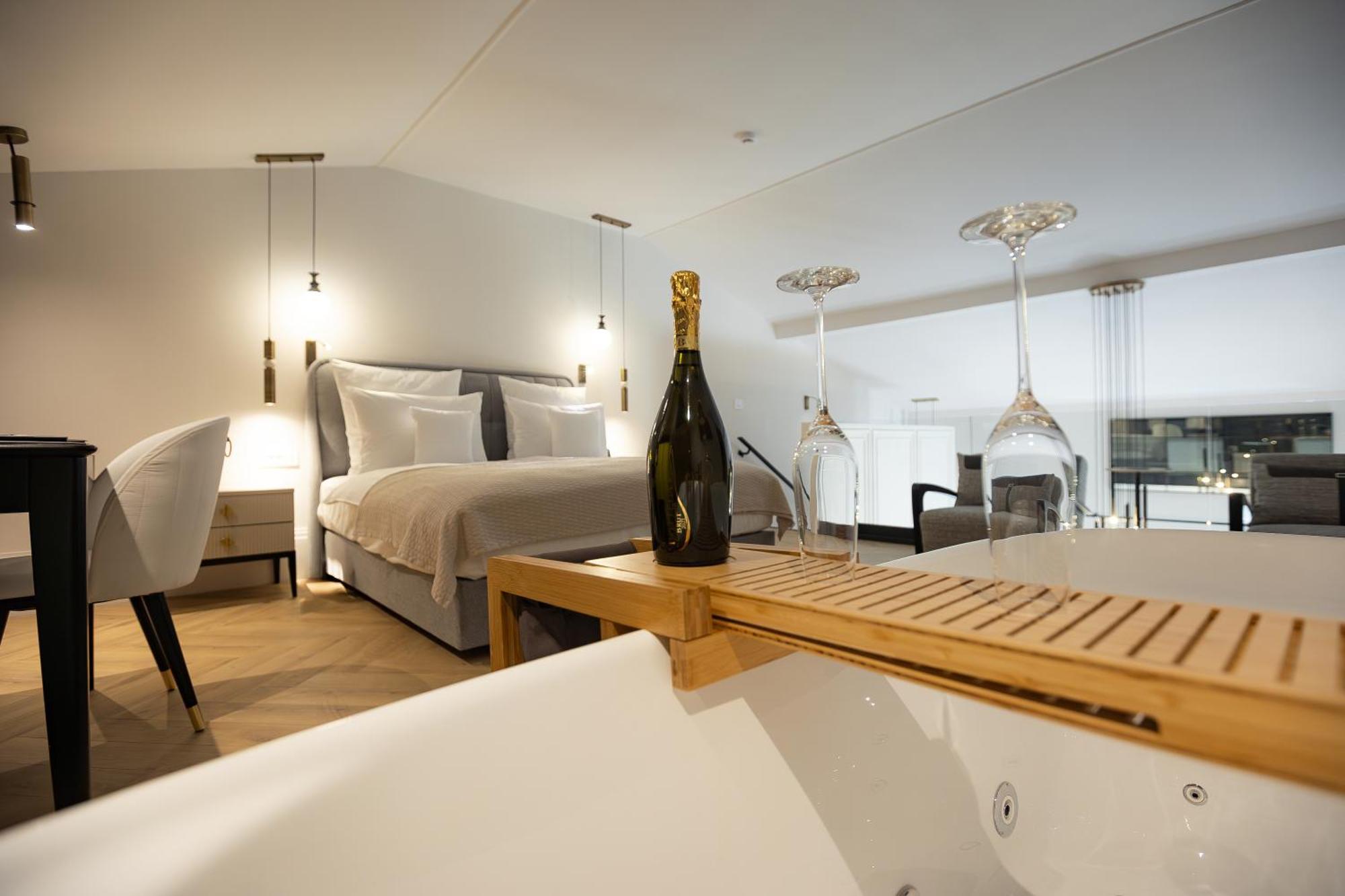 Zet Hotel Temesvár Kültér fotó